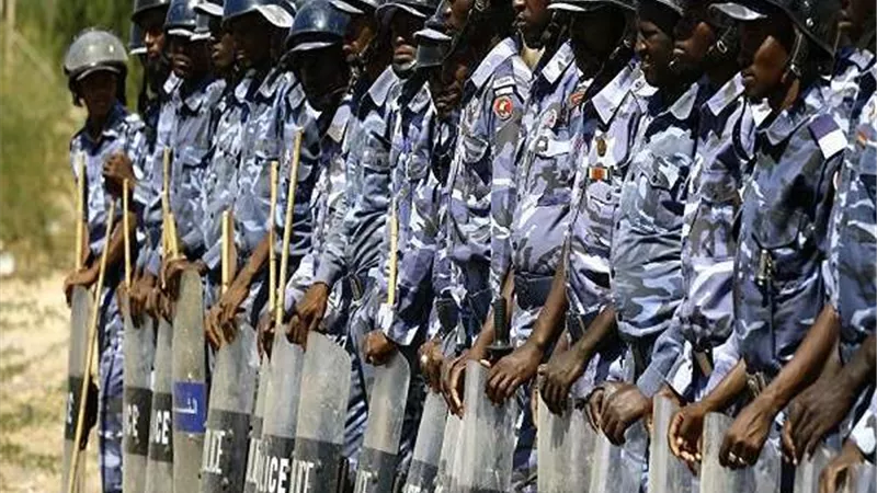 خلال الاحتجاجات.. الشرطة السودانية تعلن الالتزام بضبط النفس رغم العنف