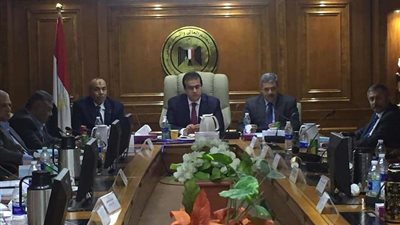 وزير التعليم العالي يترأس اجتماع مجلس إدارة المعهد القومي لعلوم البحار والمصايد
