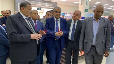 وزير التموين يُشدد على تكثيف الرقابة بالأسواق والمحال التجارية