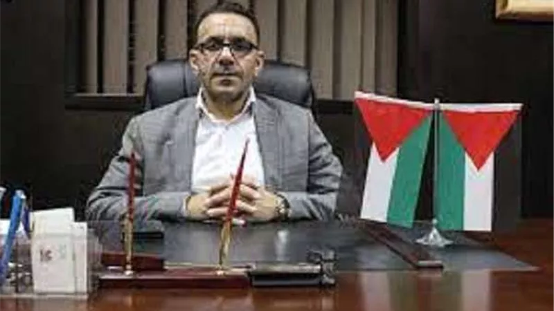 أبومازن يدين اعتداء الاحتلال الاسرائيلي على محافظ القدس