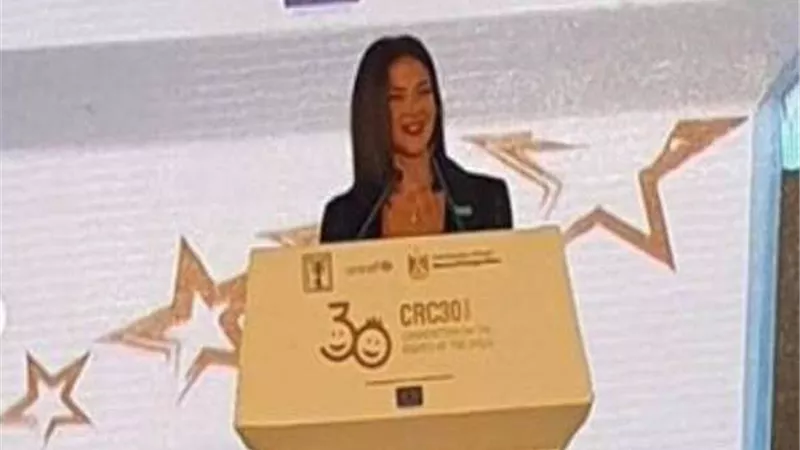 دنيا سمير غانم باحتفالية 