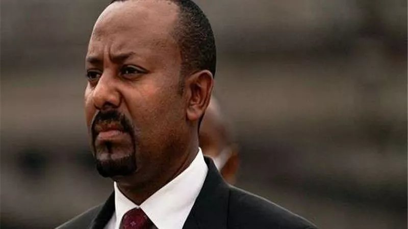 أبي أحمد يستعد للهروب وقوات تيجراي على أبواب أديس أبابا