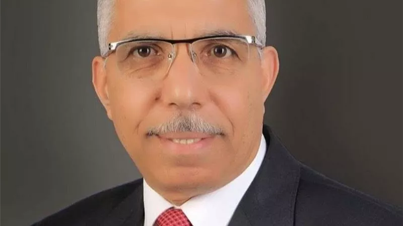 محمد الغباشى: لابد من تضافر جميع الجهات والمؤسسات فى الدولة لمواجهة خطر الشائعات على السوشيال ميديا