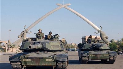 قوات الأمن العراقية تنشر الدبابات داخل محافظة النجف