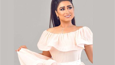 شيماء سبت تنشر صورة للفنان 