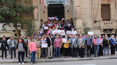 رغم الوعود باللقاء.. أزمة أطباء التكليف تتفاقم وسط تجاهل الوزيرة
