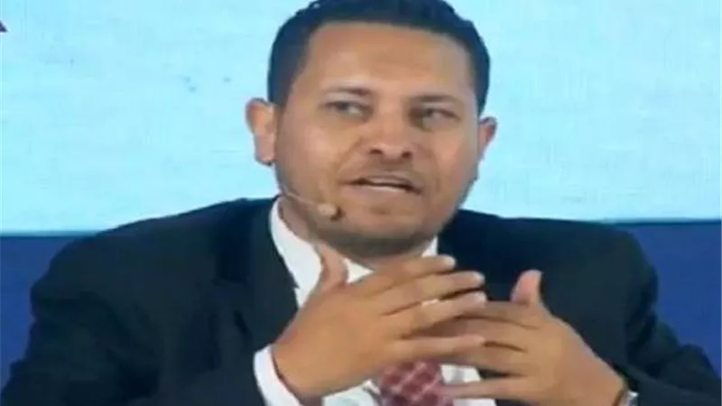 عضو بالنواب يكشف عن سبب عدم كفاية المدارس للطلاب