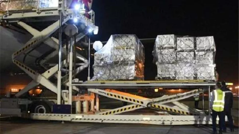 وزارة الصحة تستقبل 3 ملايين و890 ألف جرعة من لقاح 