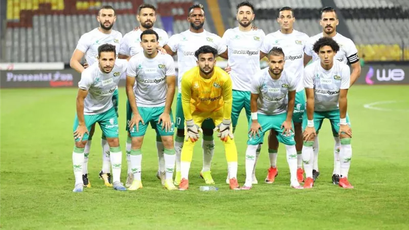 بالفيديو.. لحظة منع ريفيرز يونايتد بث مباراة المصري والاعتداء على مسؤولي النادي