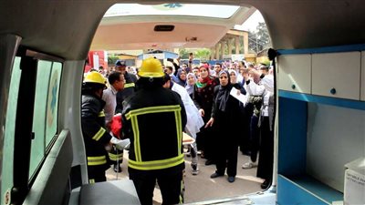تمريض المنصورة تُجرى إخلاء طارىء ومكافحة الحريق بأحد مباني الكلية
