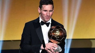 الكرة الذهبية من نصيب البرغوث| ميسي أفضل لاعب في العالم .. معادلا رقم رونالدو المفضل