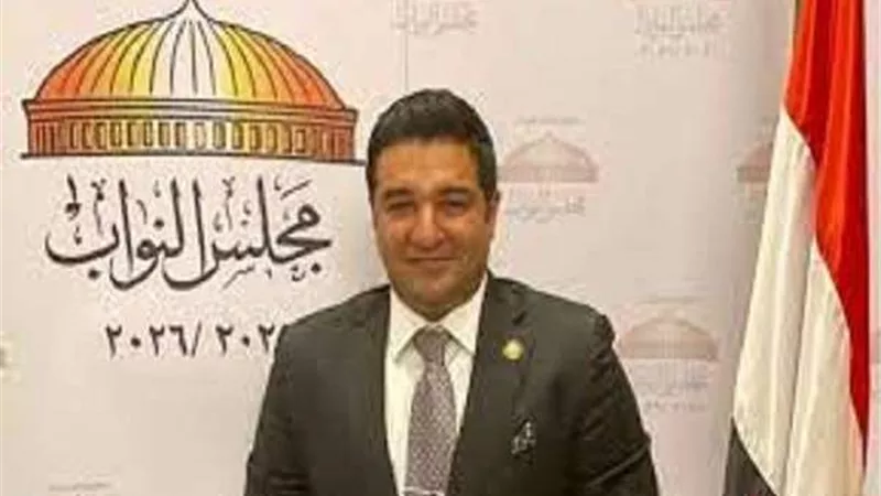 عضو بالنواب يعكش عن رؤية العالم لـ مصر عقب افتتاح معرض 