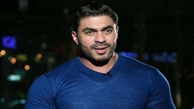 بسبب مراسلة.. خالد سليم يتعرض لموقف غريب (فيديو)