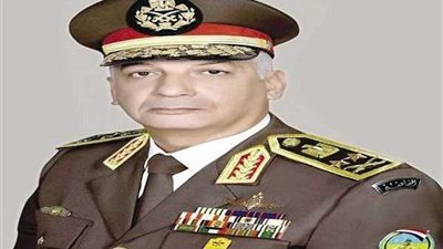 وزير الدفاع يستقبل قادة الوفود العسكرية على هامش 