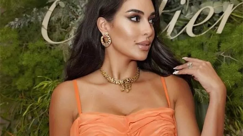 العبرة لمن يعتبر.. ياسمين صبري تقاضي مواطن لسبها وقذفها 100 مليون جنيه تعويض