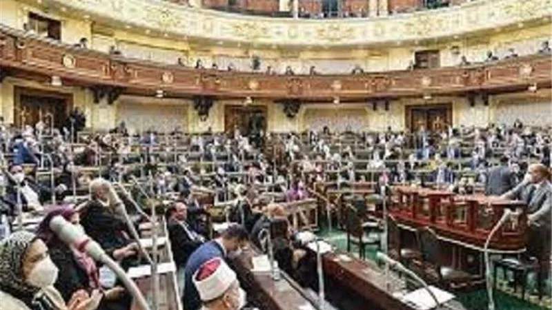 أول تحرك تشريعي تنفيذا لتوجيهات السيسي بشان قانون الخدمة العامة