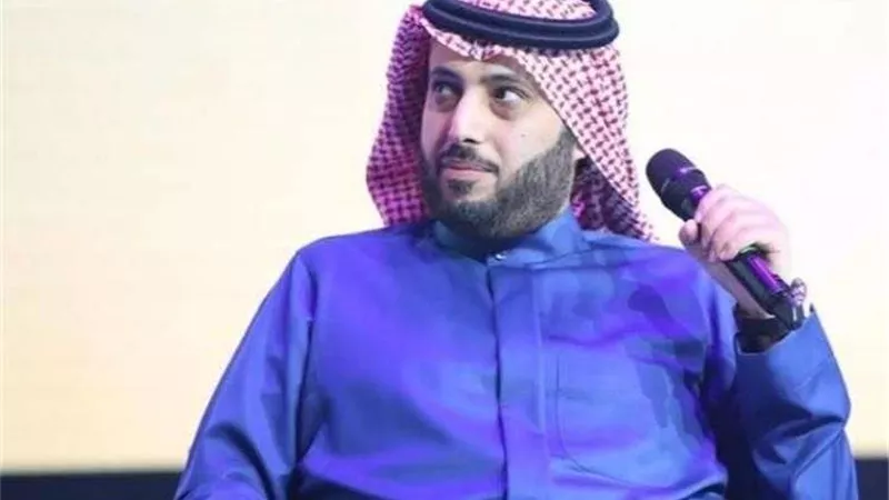 تركي آل الشيخ يوجه رسالة شكر للخطيب وجمهور الأهلي