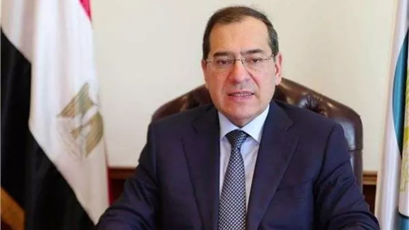 البترول تكشف تفاصيل جديدة بشأن توصيل الغاز الطبيعي إلى المنازل