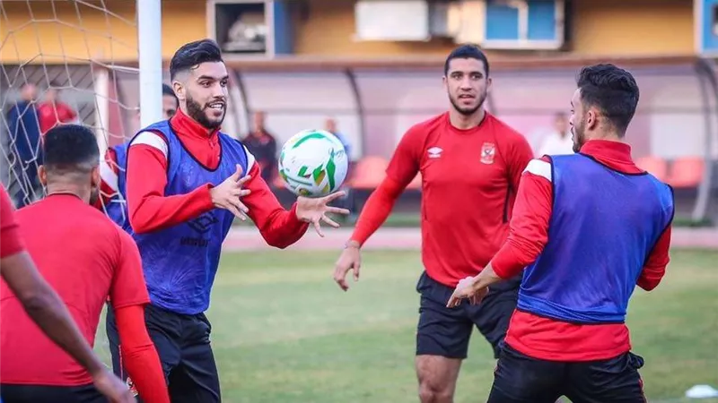 الأهلي يؤدي مرانه الأخير قبل مواجهة الهلال السوداني (صور)
