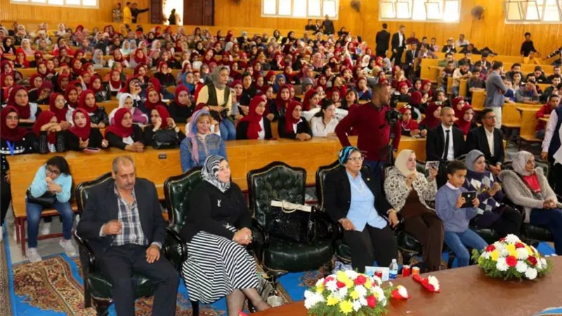 حفل  تدشين مبادرة مصر بحبها بآداب المنصورة