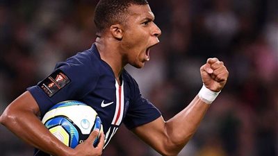 تقرير فرنسي: الكرة الذهبية تحمس مبابي للانتقال إلى ريال مدريد