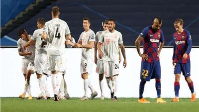 بثلاثية نظيفية بايرن ميونخ يطيح بالكاتالوني إلى الدوري الأوروبي
