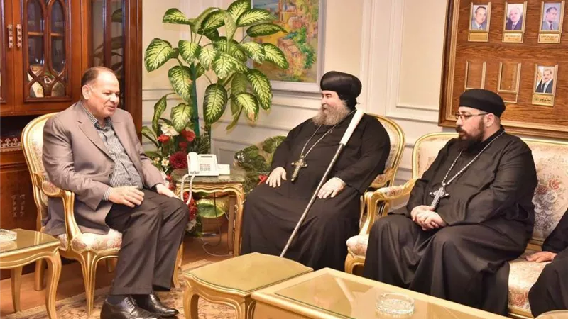 محافظ أسيوط يستقبل وفدًا كنسيًا برئاسة الأنبا يوأنس لتهنئته بالمنصب الجديد