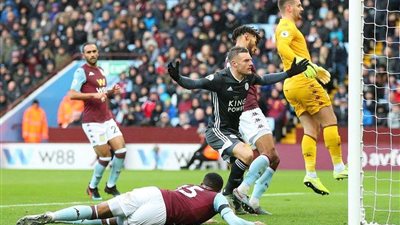ليستر سيتي يفوز على أستون فيلا برباعية ويرتقي لوصافة الدوري الإنجليزي