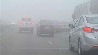 المرور تحرص على سلامة المواطنين وتفتح 3 طرق رئيسية أمام حركة السيارات بعد زوال الشبورة