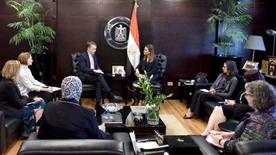 وزيرة الاستثمار تبحث دعم الوكالة للقطاع الخاص والمشروعات الصغيرة