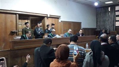 حبس عاطل بالشروق سرق سيارة وانتحل صفة ضابط 15 سنة