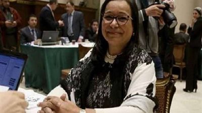 برلمانية تطالب المجلس بإعلان خطته التشريعية والرقابية قبل فض أعماله