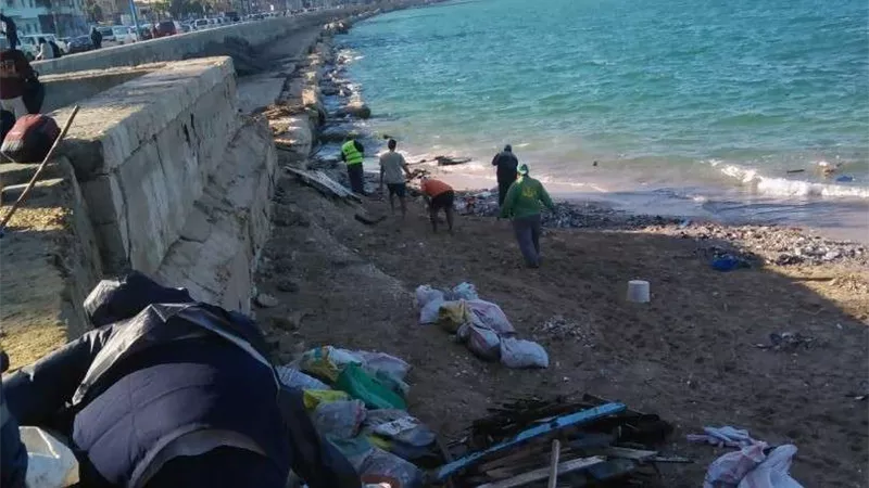 غدًا.. طقس سىء يضرب الاسكندرية وارتفاع الأمواج 4 أمتار