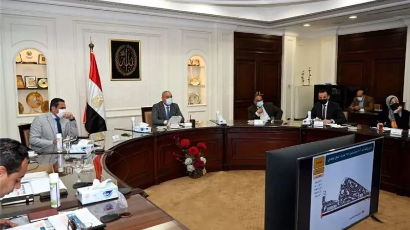 وزير الإسكان يستعرض إنجازات قطاع التخطيط خلال عام 2021