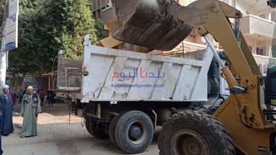 إزالة 150 طن قمامة.. حملة مكبرة لإزالة الإشغالات ببني سويف