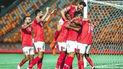 سيف زاهر: الأهلي يعدل عقود ثلاثي الفريق