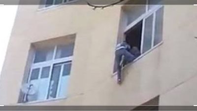 مصرع طفل 9 سنوات بعد سقوطه من أعلى منزله بالمنوفية