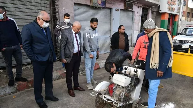 محافظ قنا يشدد على إنهاء إحلال وتجديد خط مياه الشرب بمدينة قنا