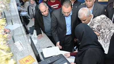 محافظ الشرقية يتفقد المركز التكنولوجي بمدينة فاقوس