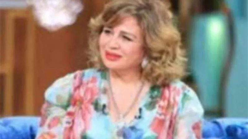 رسالة حب لإلهام شاهين في عيد ميلادها