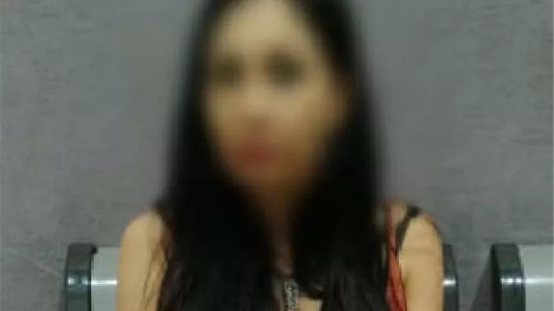 القبض على صاحبة استوديو تصوير داخل شركة للإنتاج الفني بدون ترخيص