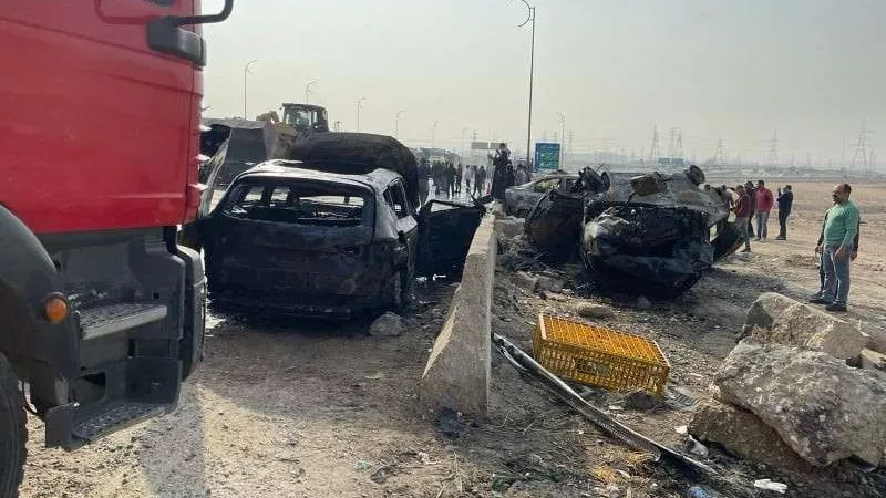 بالصور والأسماء.. كارثة على طريق الموت بـ حلوان تصادم مروع وحريق وضحايا 