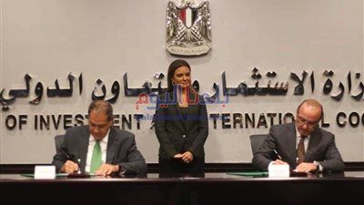 بالصور.. وزيرة الاستثمار توقع منحة مع البنك الدولي لصالح جهاز الإحصاء
