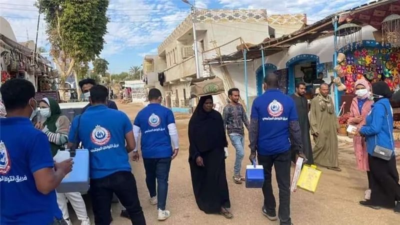 الصحة: 40 عيادة متنقلة لتقديم الخدمات الطبية ضمن المبادرات الرئاسية