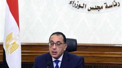 مدبولي يتابع تشغيل شبكتي نقل وتوزيع الكهرباء بالعاصمة الإدارية الجديدة