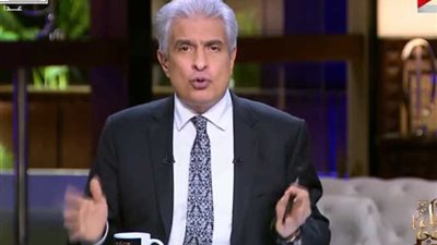 وصول جثمان الراحل وائل الإبراشي إلى مسجد الشيخ سالم بالدقهلية