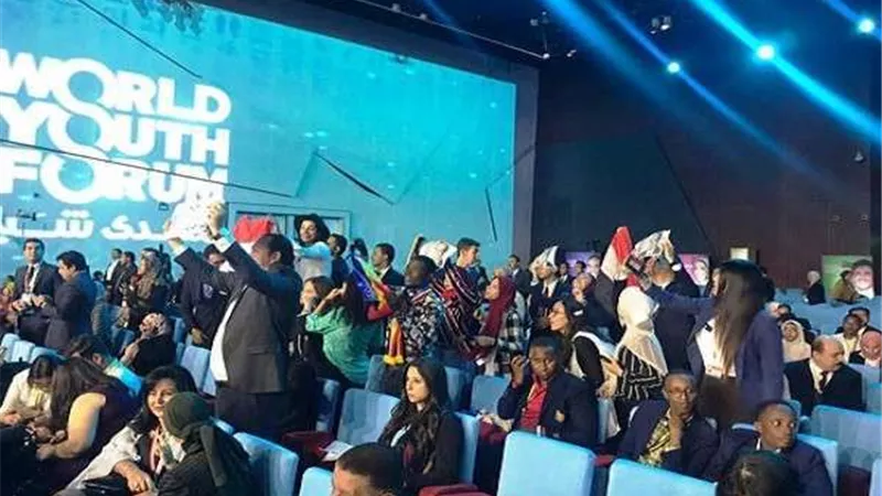 الرئيس السيسي يطلق مبادرة مراكب النجاة
