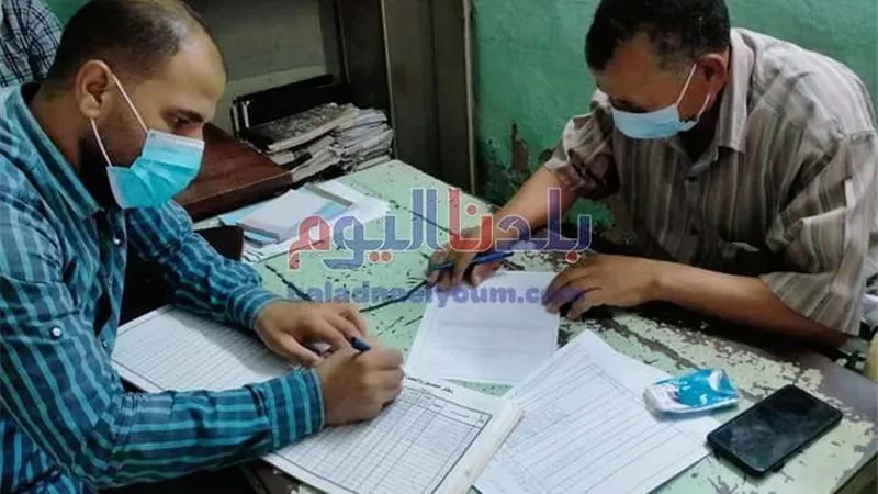 إحالة 55 من العاملين بالمنشآت الحكومية والصحية للتحقيق بالبحيرة