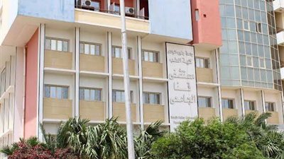 مستشفيات قنا الجامعية تقدم كبسولة طبية لخدمة المواطنين