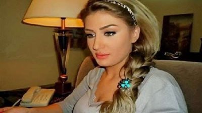 بطلة 